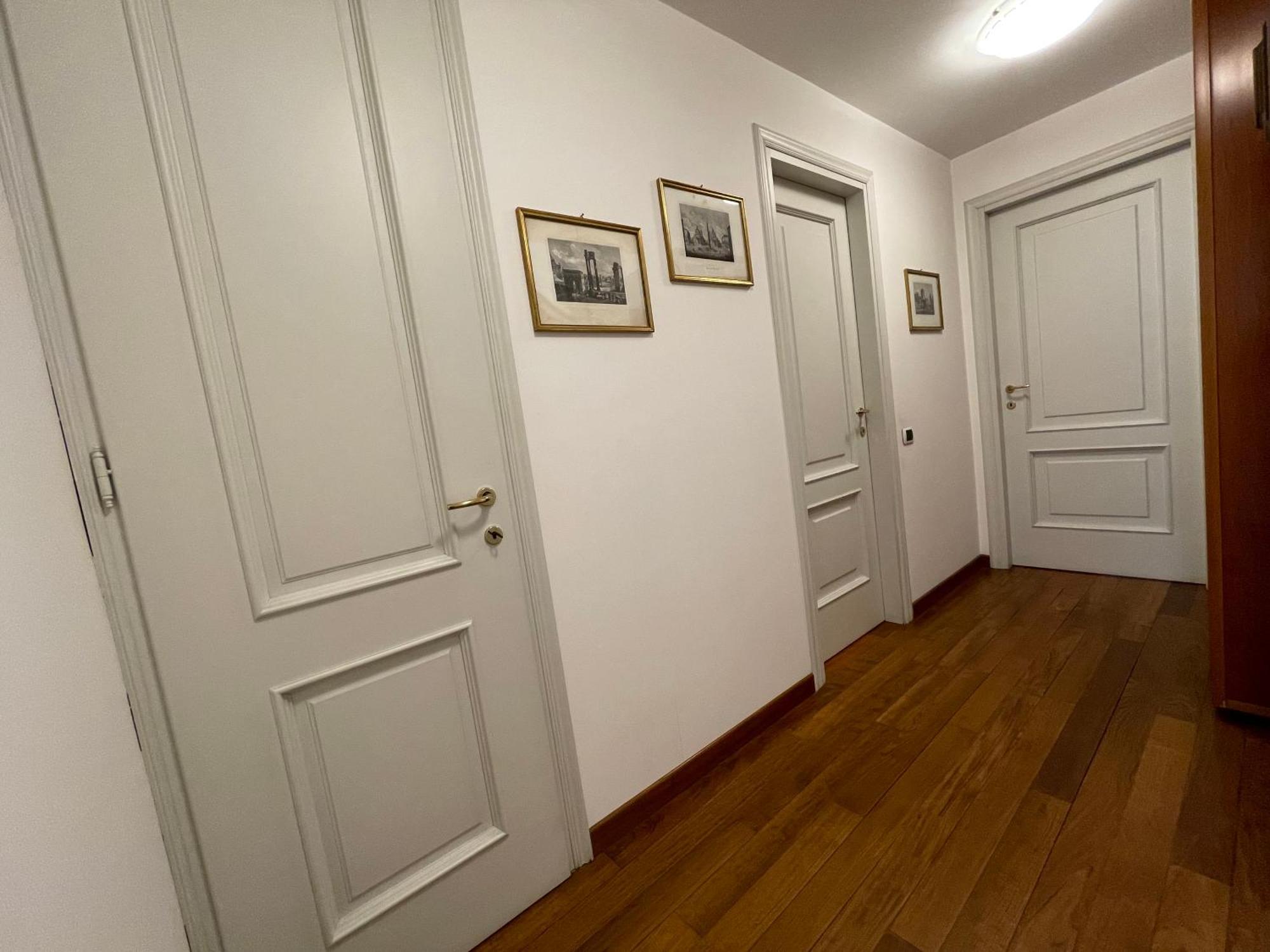 Castello Suite ตูริน ภายนอก รูปภาพ