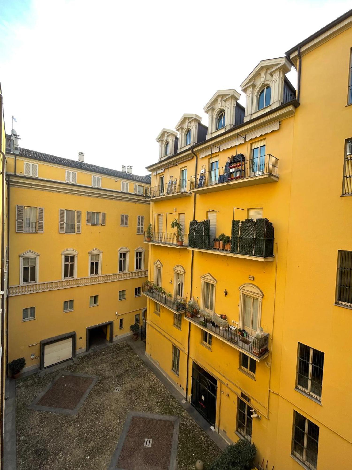 Castello Suite ตูริน ภายนอก รูปภาพ